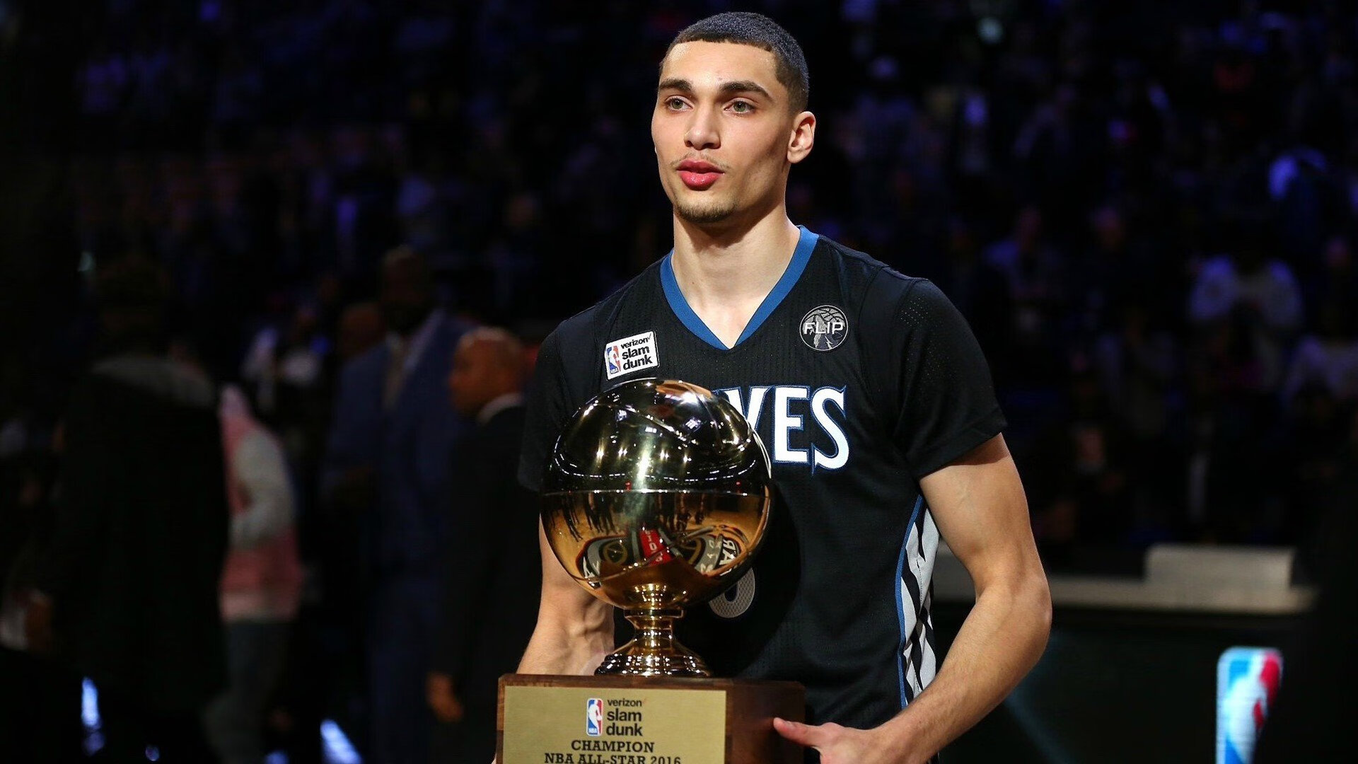 弗拉霍维奇一锤定音,皇马终结尼日利亚神话